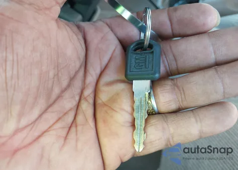 1995 Chevrolet Tahoe C1500 z USA, uszkodzony, nr VIN 1GNEC13K3SJ403068